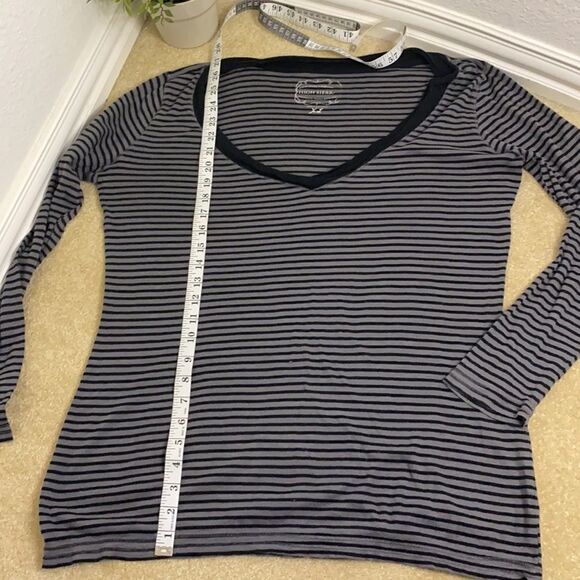 High Sierra Women’s Long Sleeve Striped Top - Picture 4 of 4